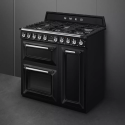 Piano de cuisson Smeg TR 93 BL Victoria 6 feux 3 fours | Nimestore