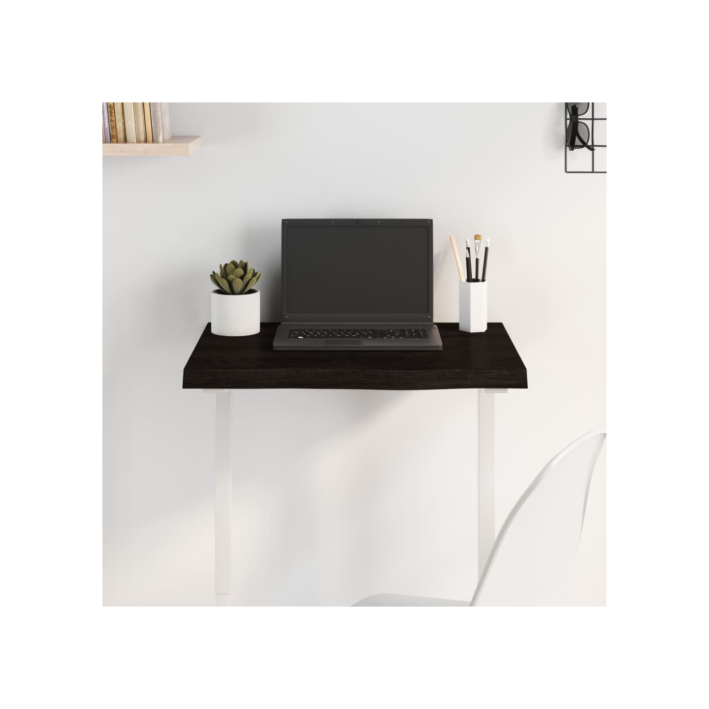 Dessus de table marron foncé bois chêne massif traité