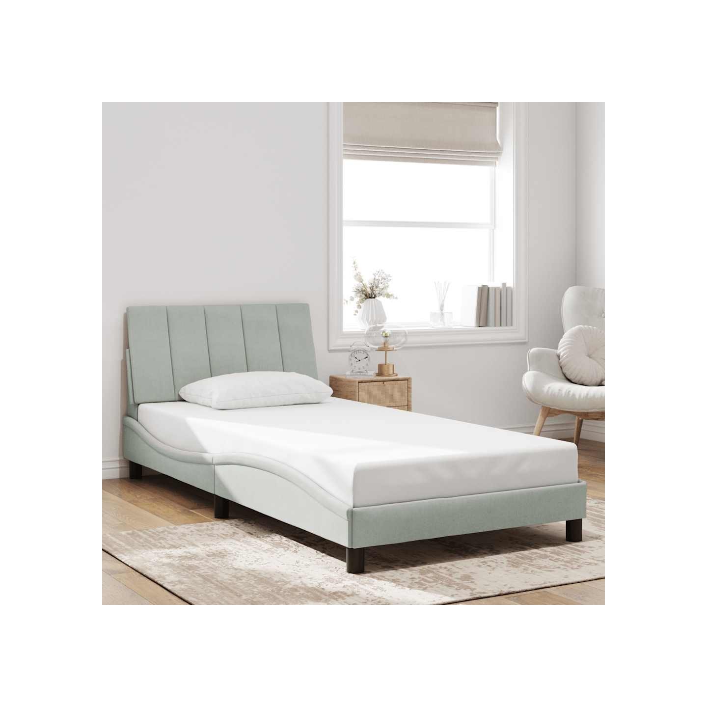Cadre de lit sans matelas Hanko gris clair 100x200 cm velours