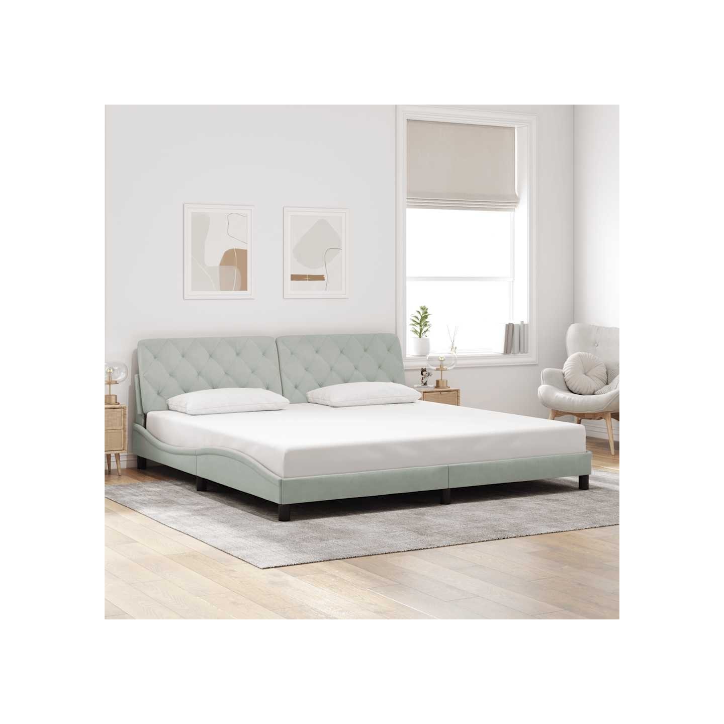 Cadre de lit sans matelas gris clair 200x200 cm velours