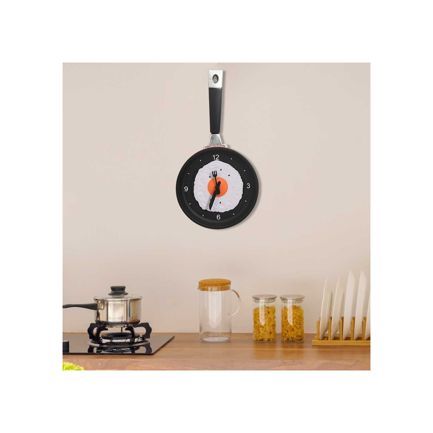 Horloge murale avec design de poêle à œuf frit 18,8 cm