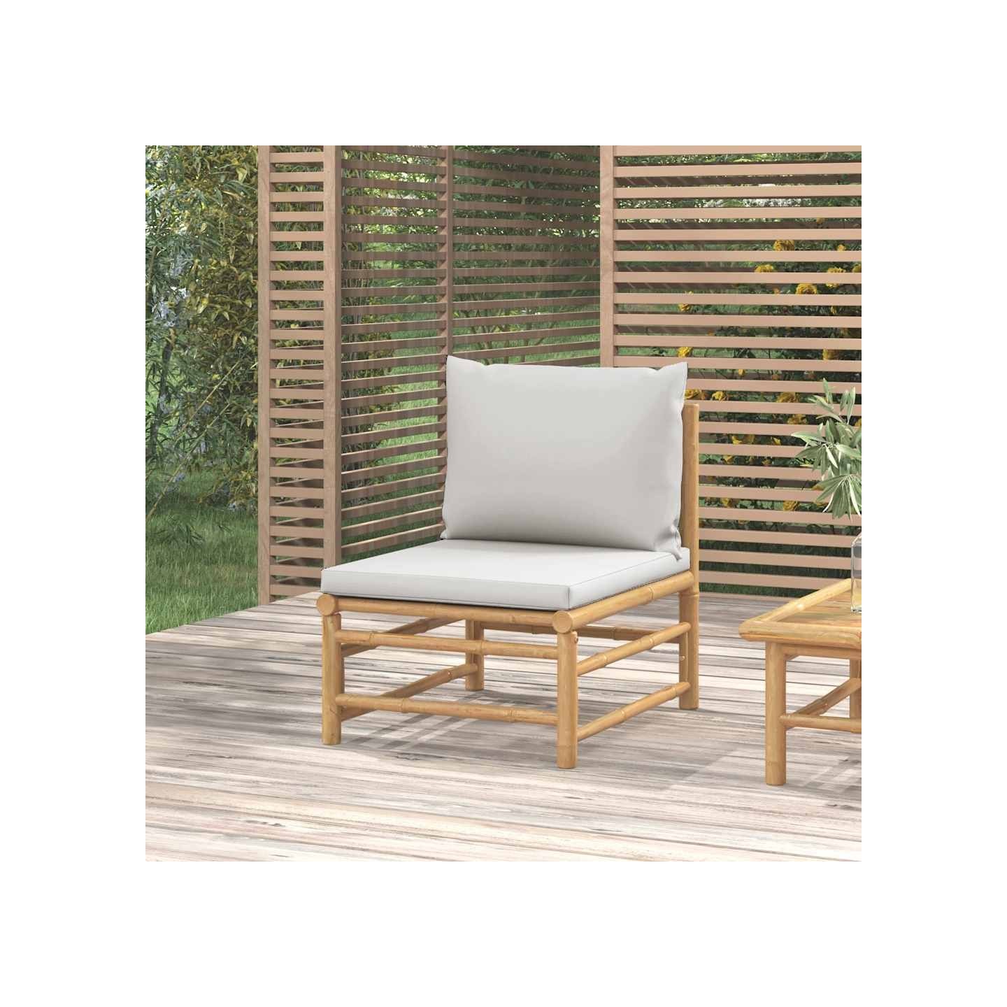 Canapé central de jardin avec coussins gris clair bambou