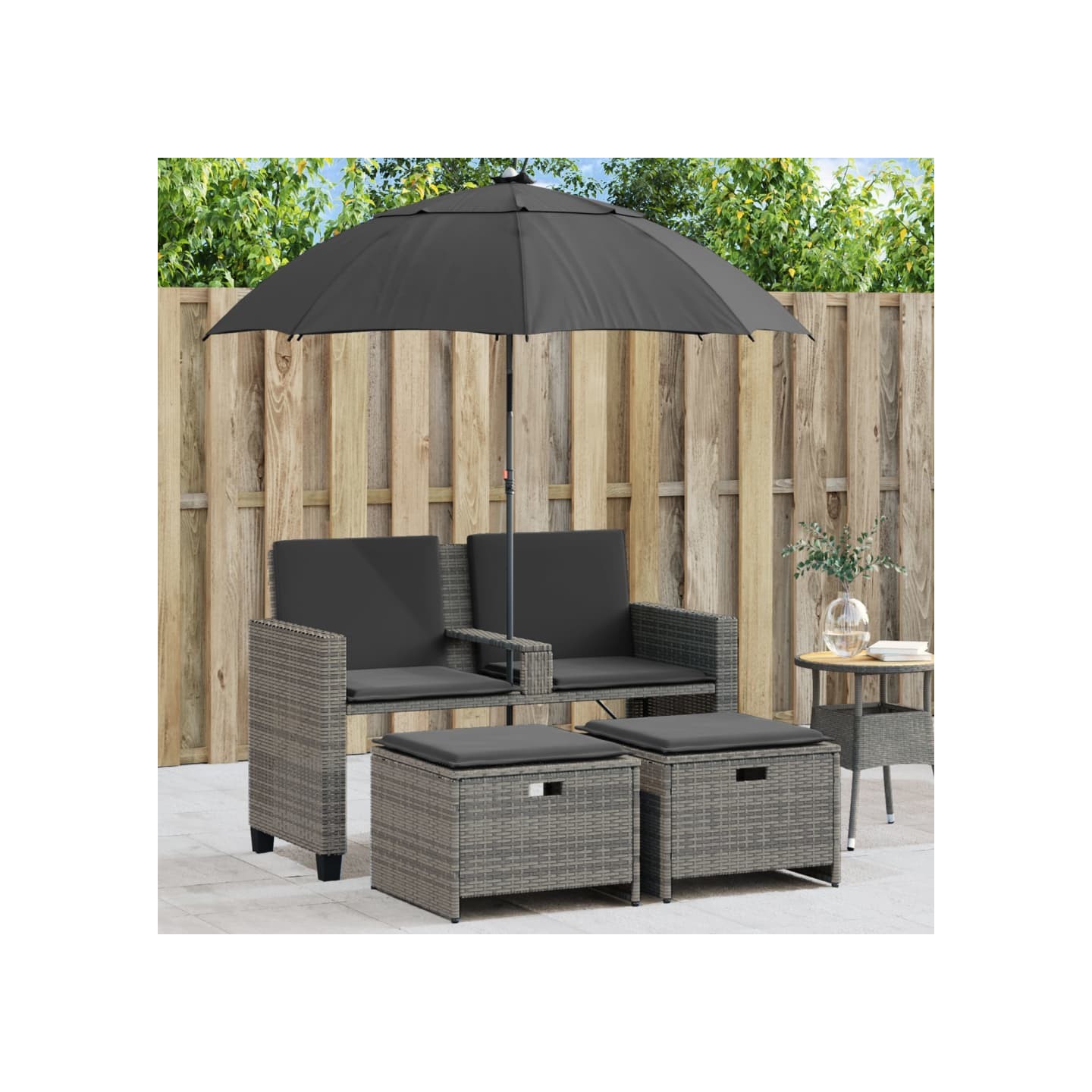 Canapé de jardin 2 places avec parasol et tabourets gris rotin