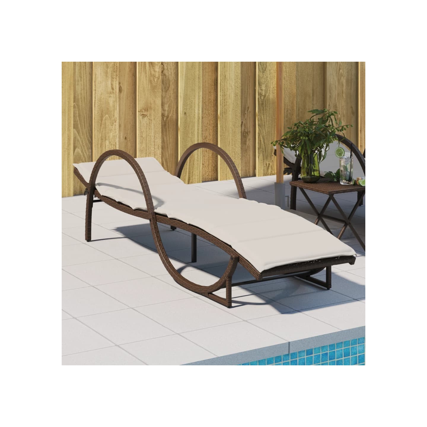 Chaise longue avec coussin marron 60x199x42 cm résine tressée