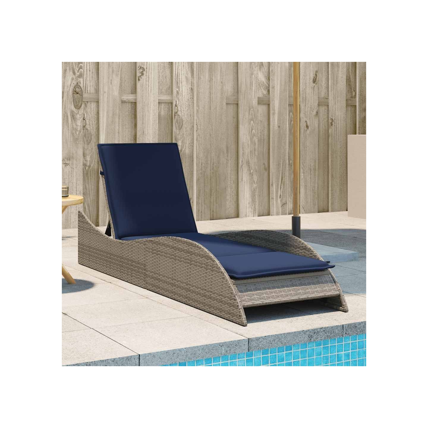 Chaise longue avec coussin Gris 60x205x73 cm Résine tressée