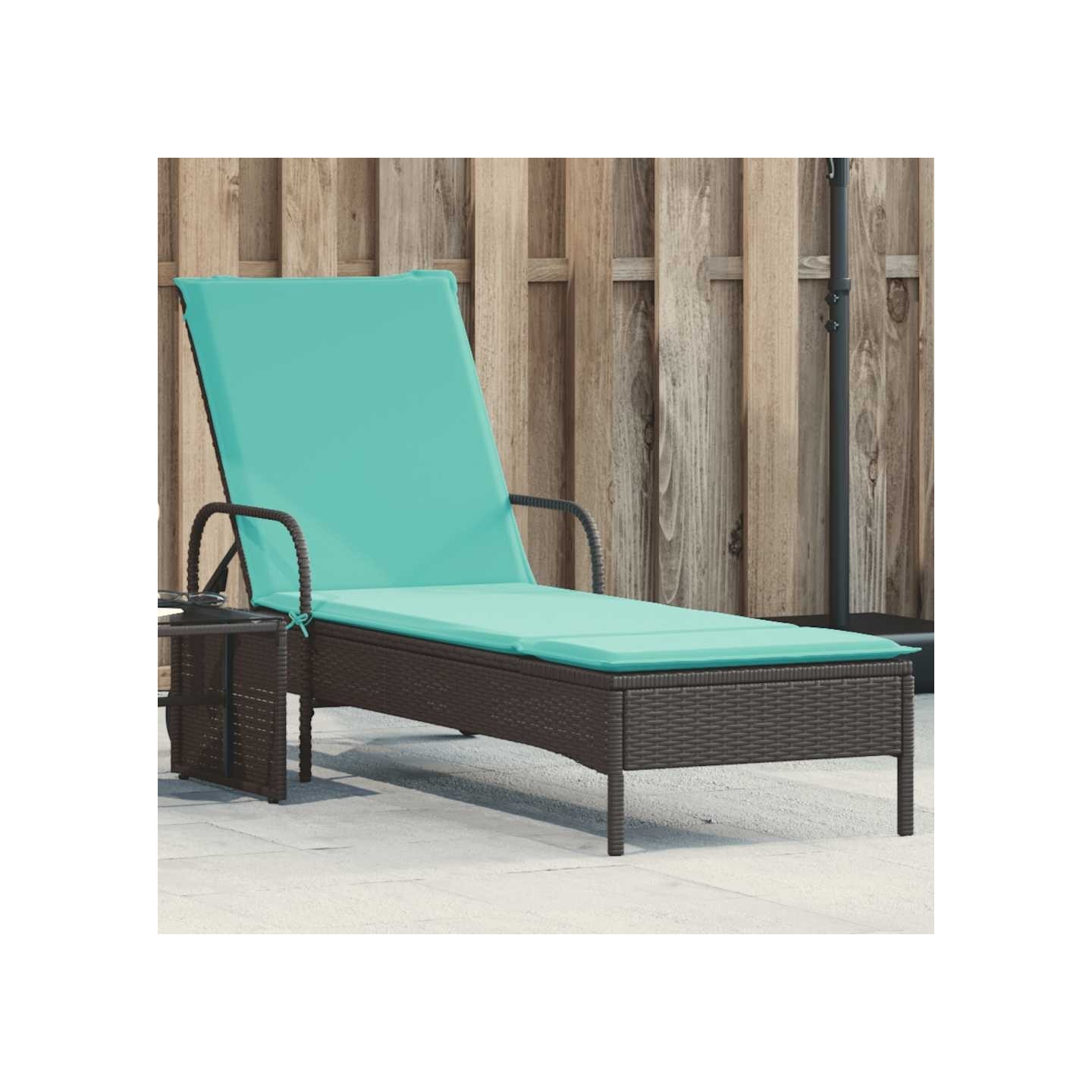 Chaise longue à roulettes avec coussin en rotin synthétique noir