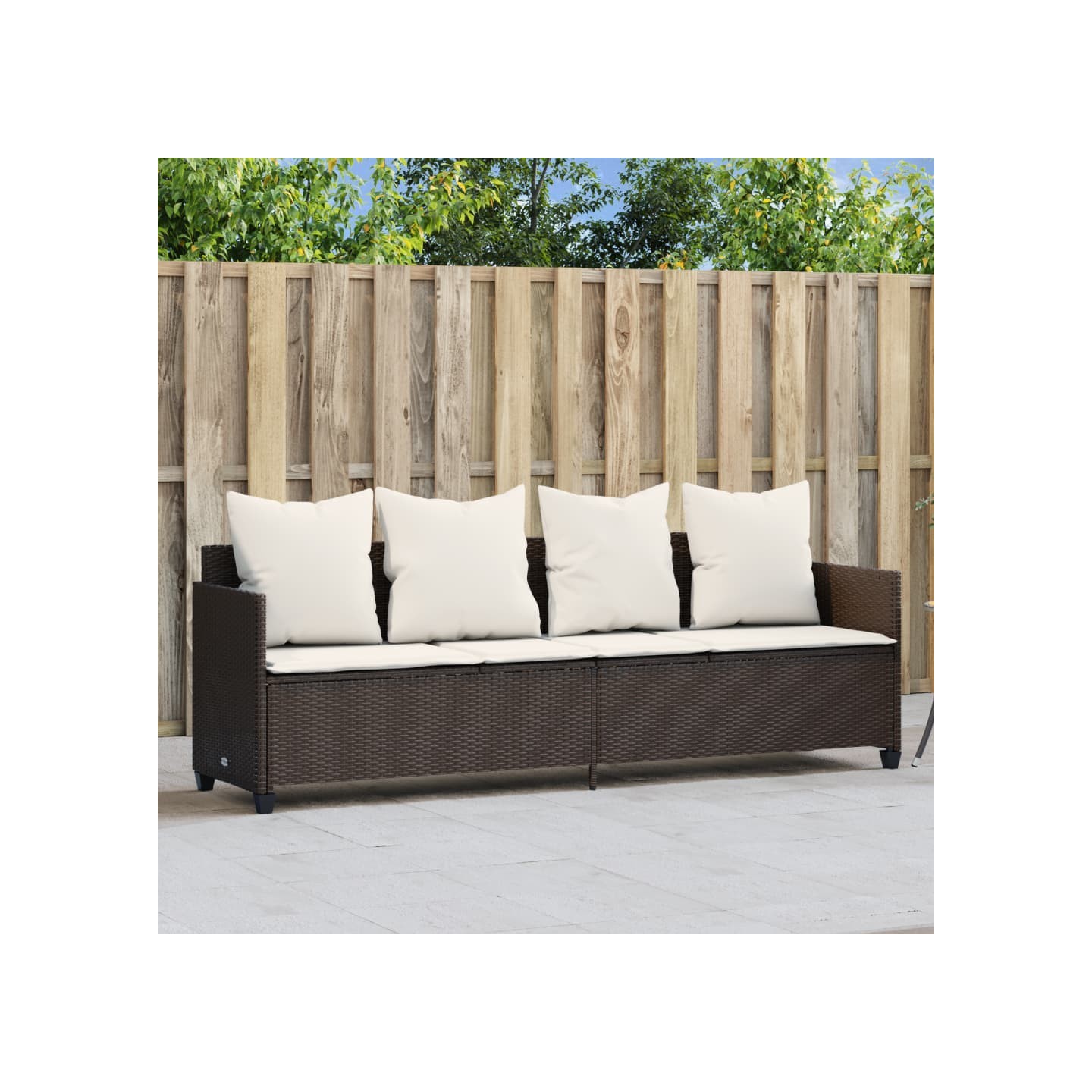 Chaise longue avec coussins marron résine tressée