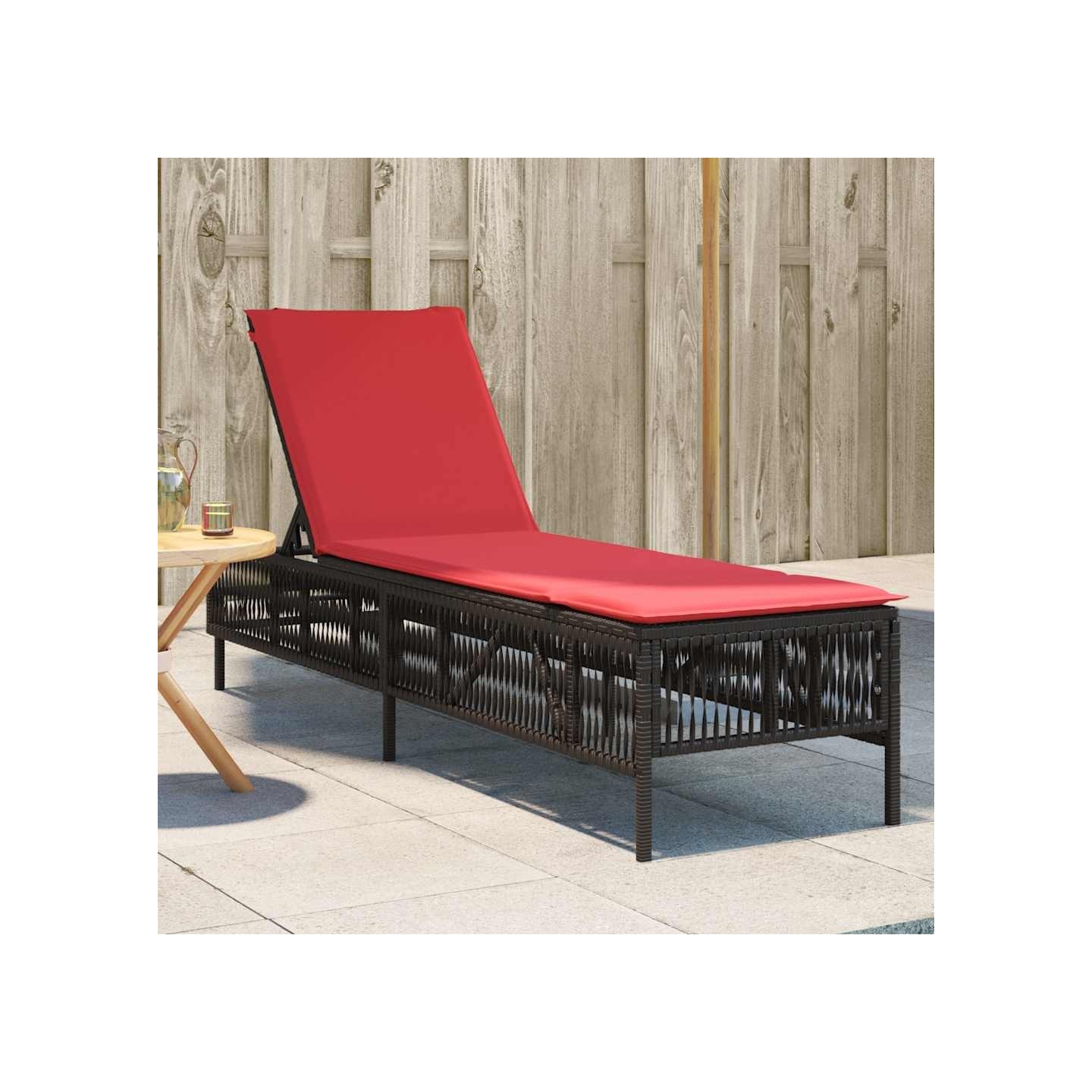 Chaise longue avec coussin marron résine tressée