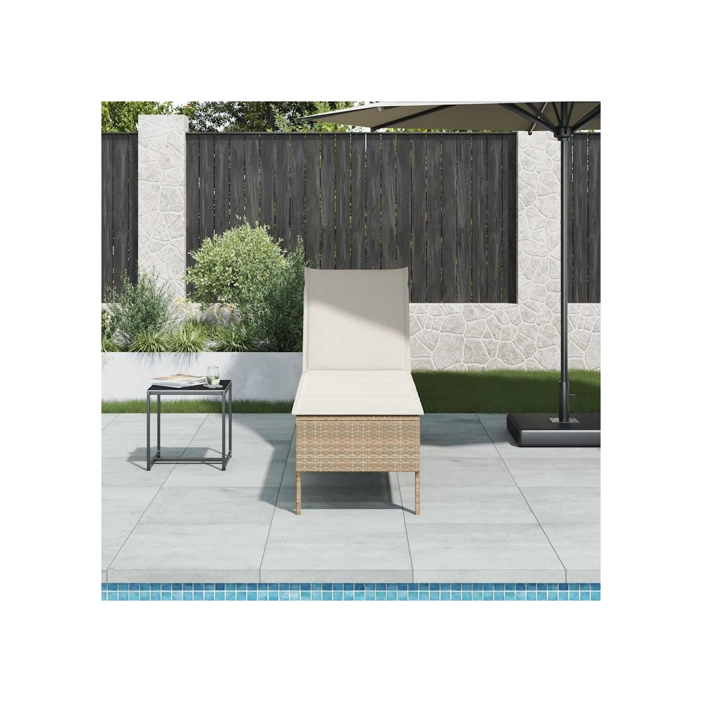 Transat avec coussin beige 55x200x44cm résine tressée